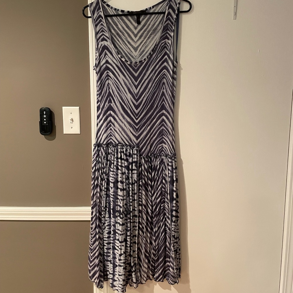 BCBG Maxazaria blue and white zebra print tank dress euc